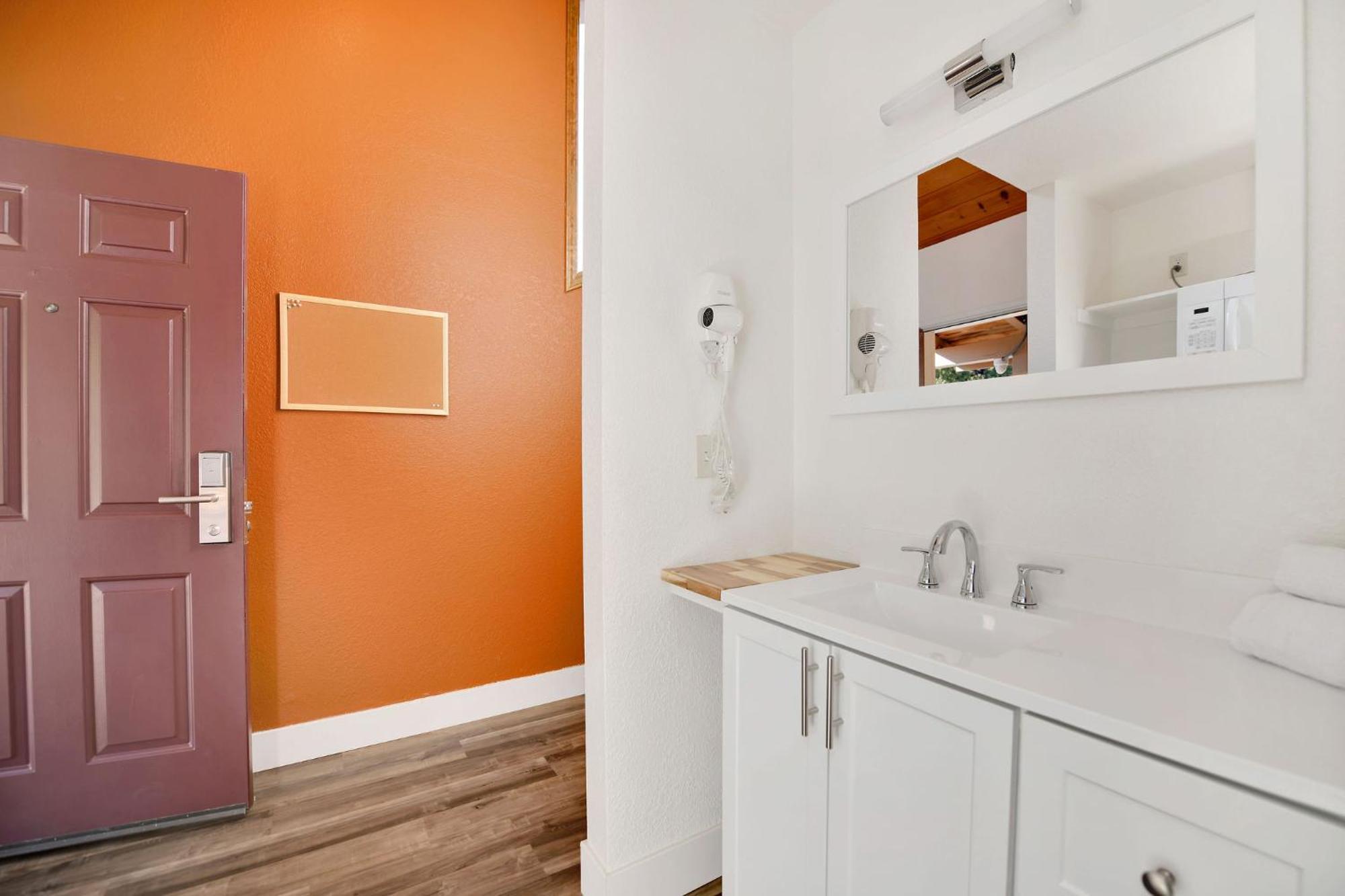 Amador Hotel 4*
